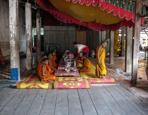 cambodia asia south east stefano majno monks canteen.jpg